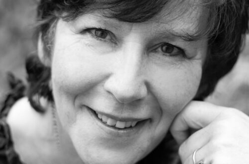 Portrait d'une artisane plumassière - FABIENNE FLEURY