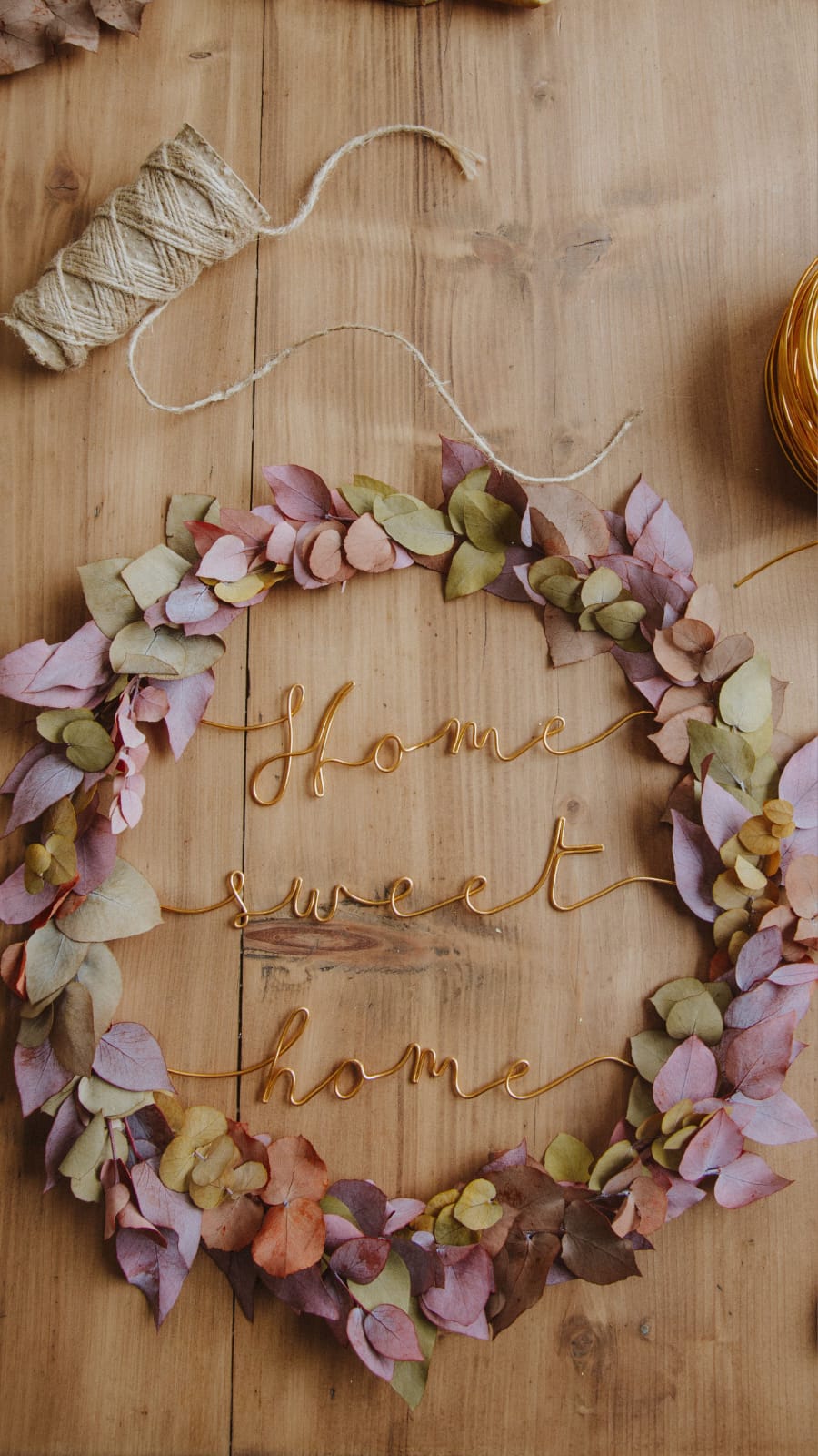 Couronne de fleurs à message "Home sweet home"